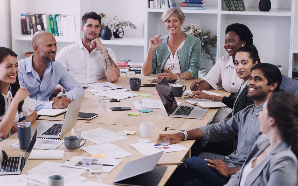 Diverse HR team planning using the split team model