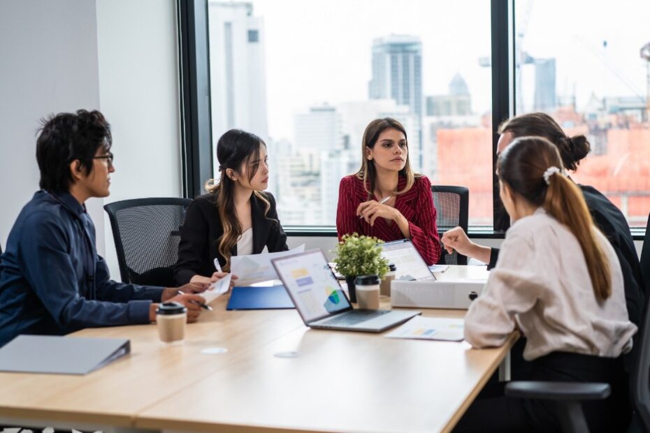 HR specialists meeting